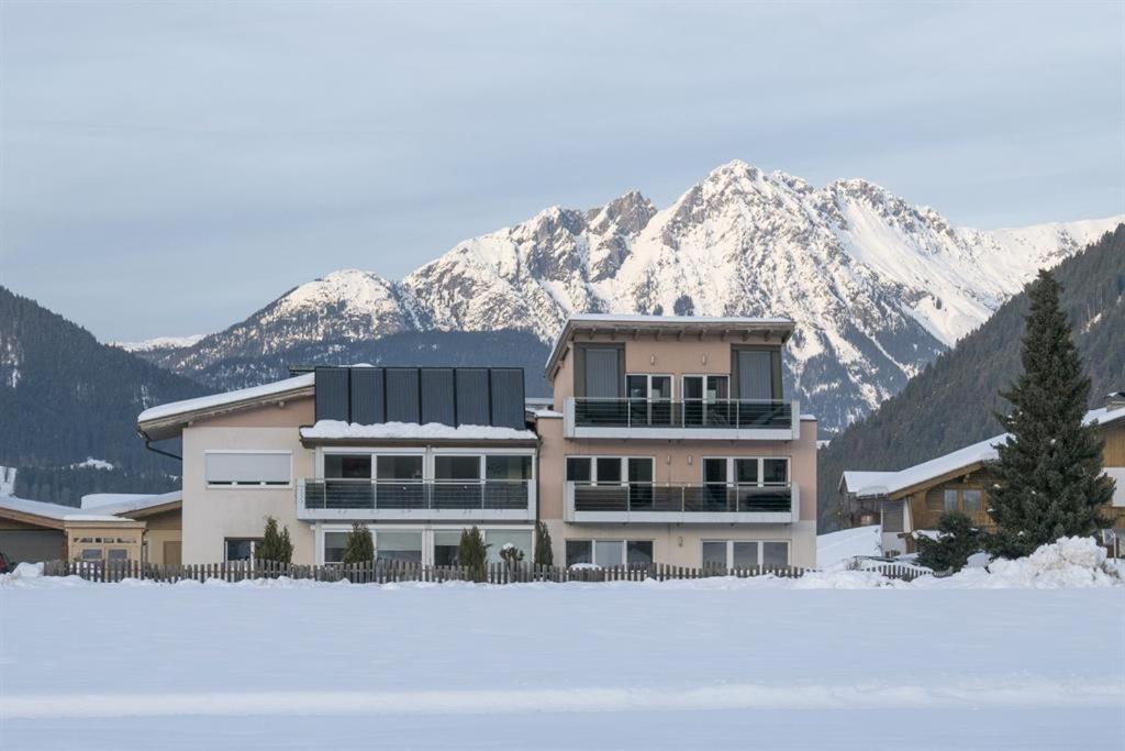 Appartement Raffael Itter Exteriér fotografie
